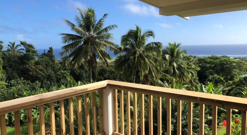 Pacific views tranquil location large home Navy house 2