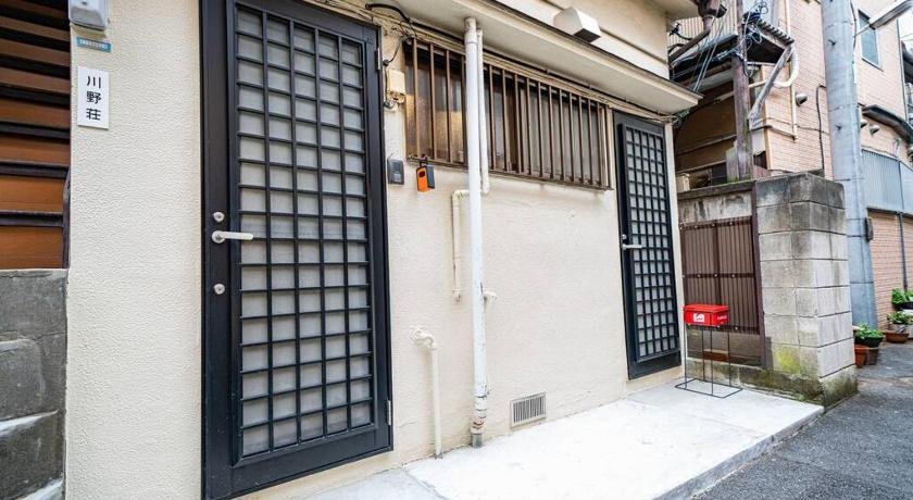 3 Bedrooms House In Food Heaven Area