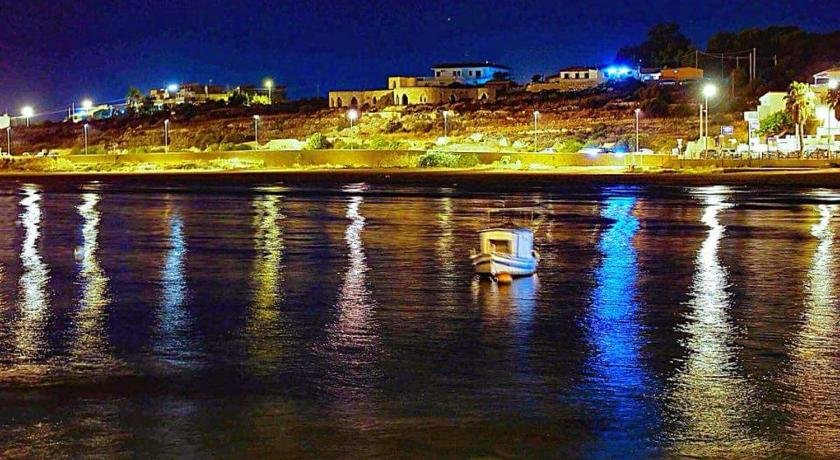 A Pozzallo Vicino Al Mare