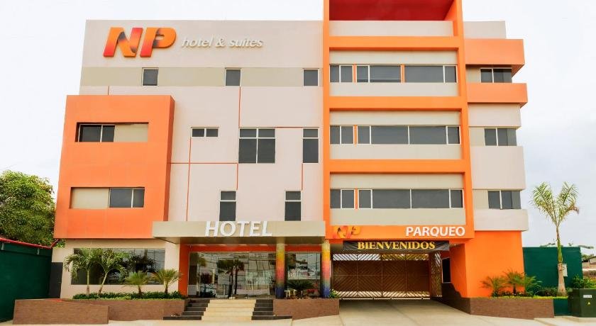 NP hotel y Suites
