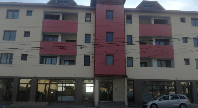 3 Room Apartment 2 Minutes Away From Ploiesti
