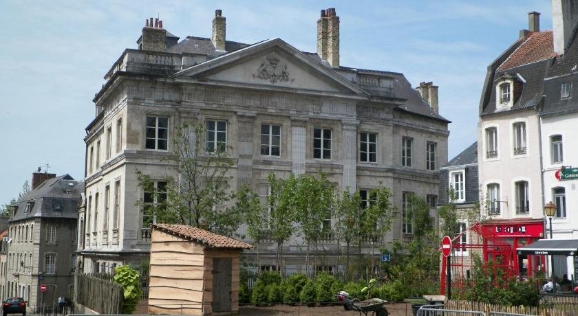 Jugu Avec Jardin