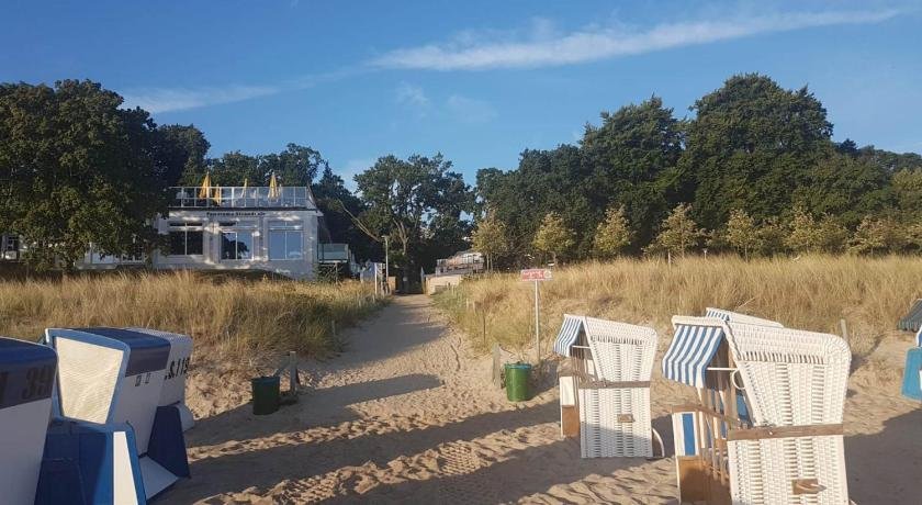 Haus Ostseeblick 3 Raum Whg Nr 6 mit Terrasse und Meerblick