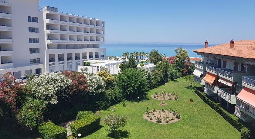 Luxury penthouse with sea view Kassandra