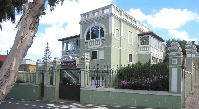 Amplia Villa de lujo con piscina climatizada