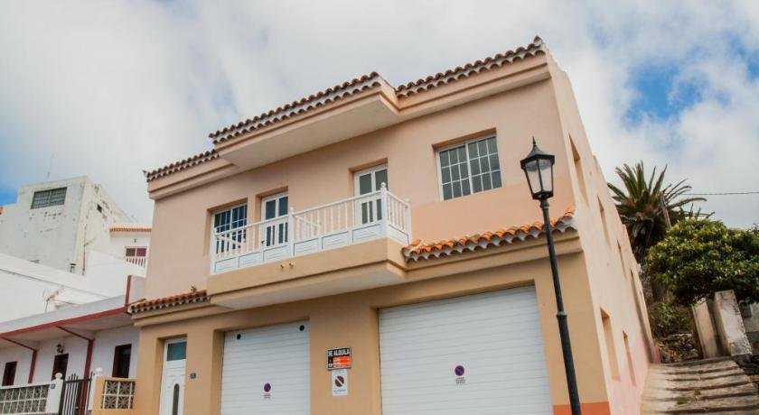 Apartamentos Arure Plaza
