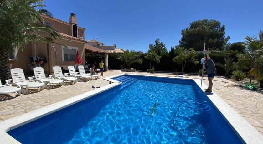 Villa Nerea with air conditioning & private swimming pool only 400m to the beach ideal for families