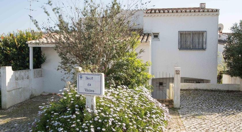 Feels Like Home Praia da Luz House with Terrace