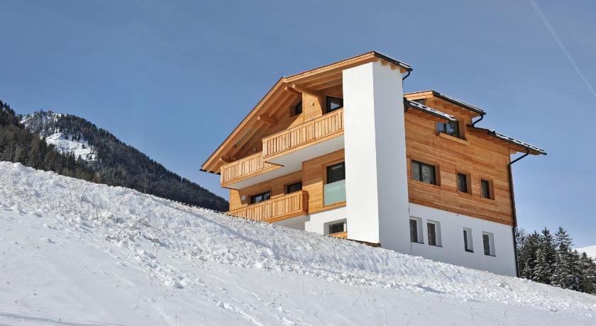 Apartments Cesa Leni