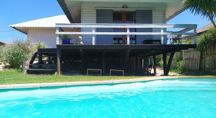Casita Blanca with pool and near the beach