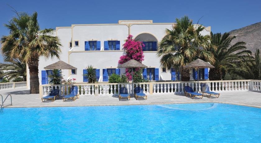 Nikolas Villas