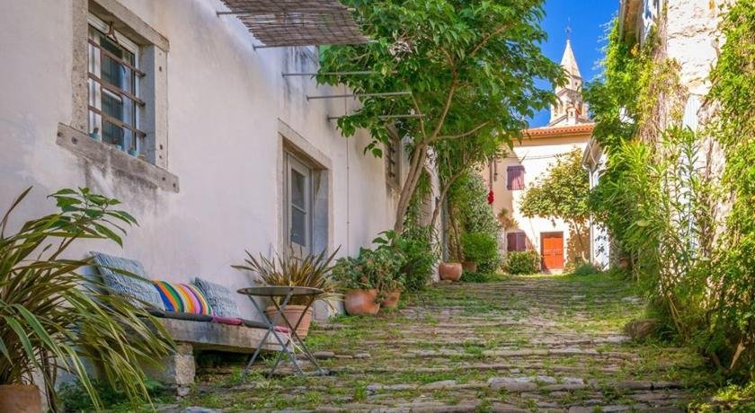 Studio Apartman Pina