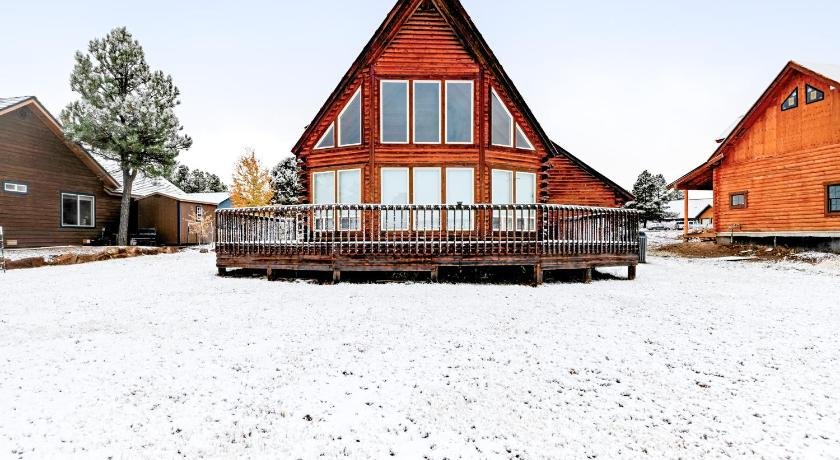 Aunt M's Kick Back Cabin