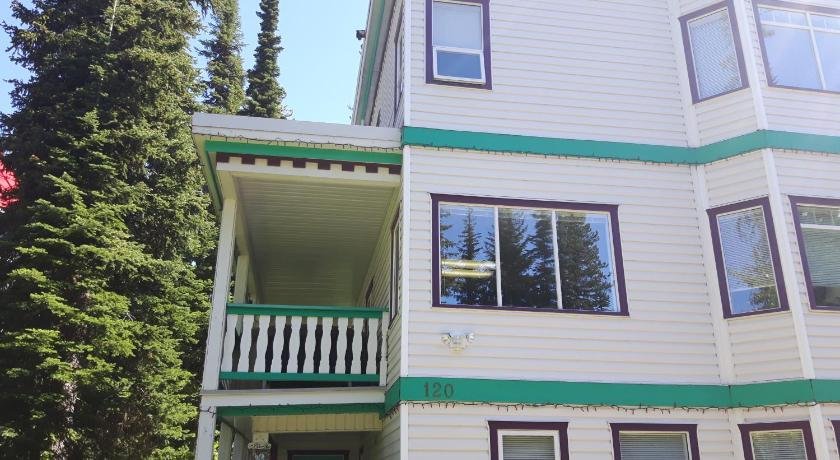 Campbell House Vernon