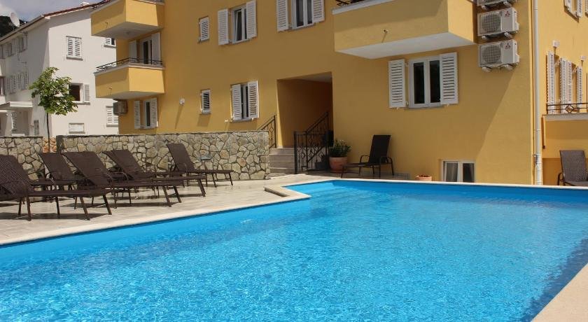 Gorica - undergruoud level apartments