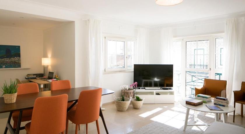 Stylish And Beautiful Apartment With Parking 24 By Lisbonne Collection