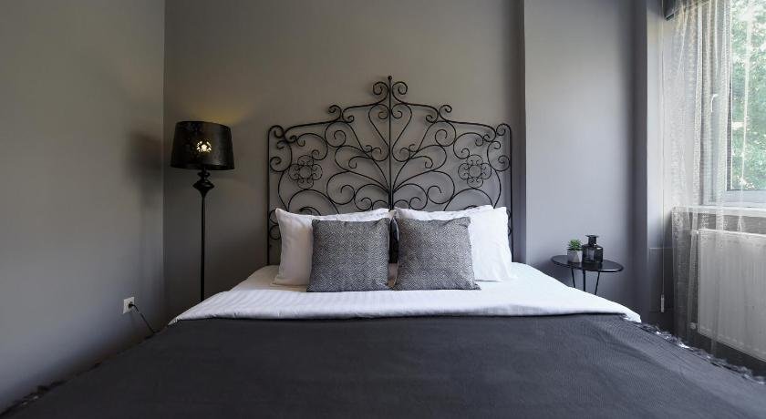 Captivating Old Town Apartment