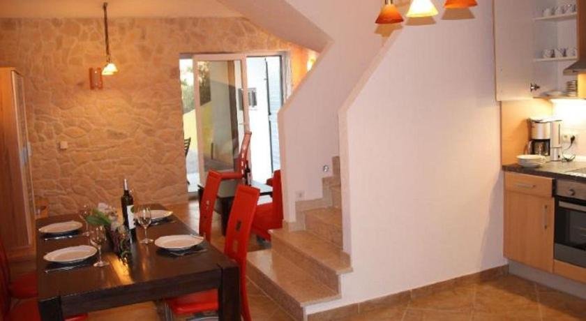 Holiday Home Rosie 3
