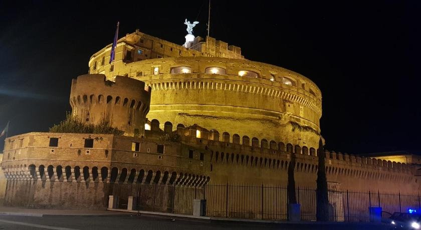Vatican Tolemaide Apartment
