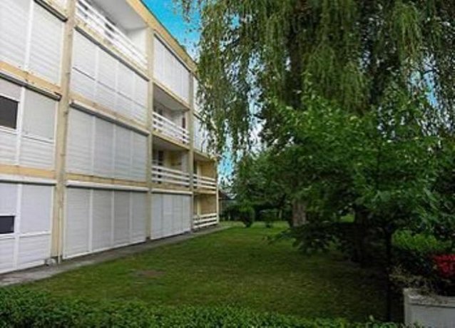 Lellei vizparti apartman homokos strandnal