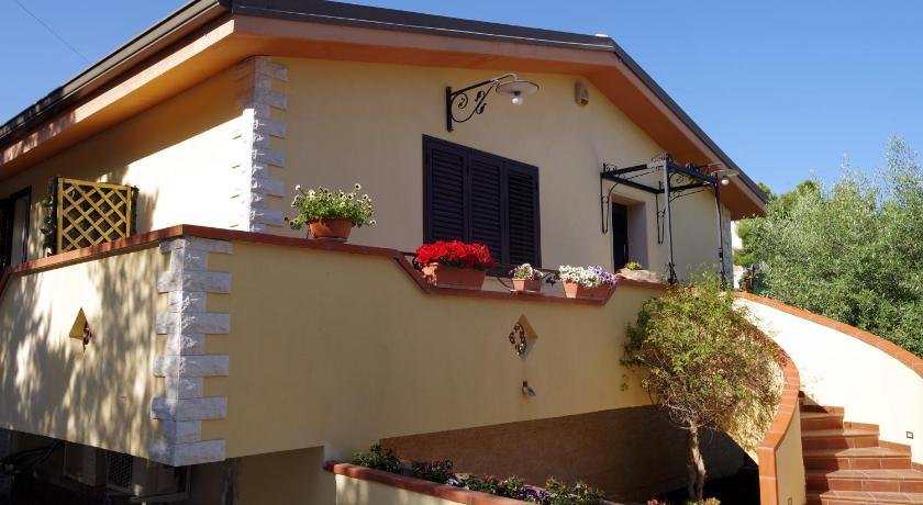 Balconcino sugli Ulivi