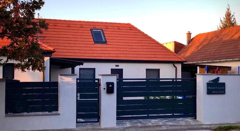 Madarfeszek Apartman
