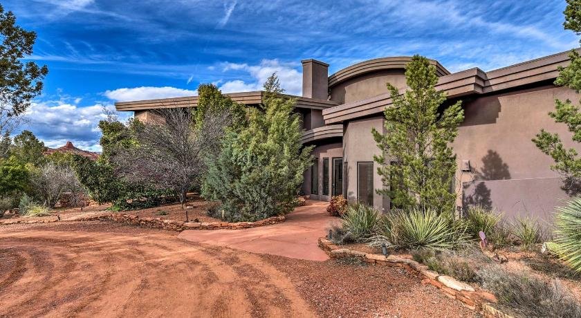 Sedona Apartment with Private Patio and Red Rock Views