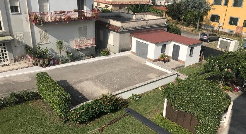 Empire 6 Scauri Apartment