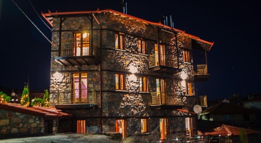 Montecristo Chalet