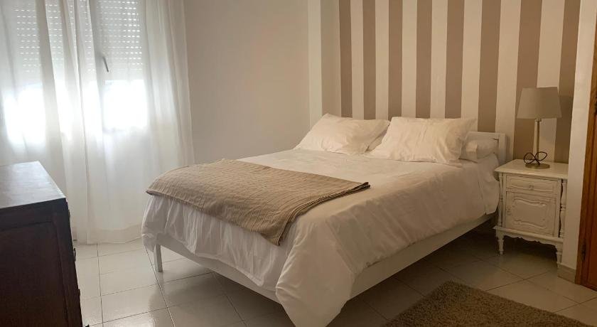 Chiado Apartment with Terrace