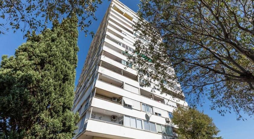 Apartment Penthouse Ema