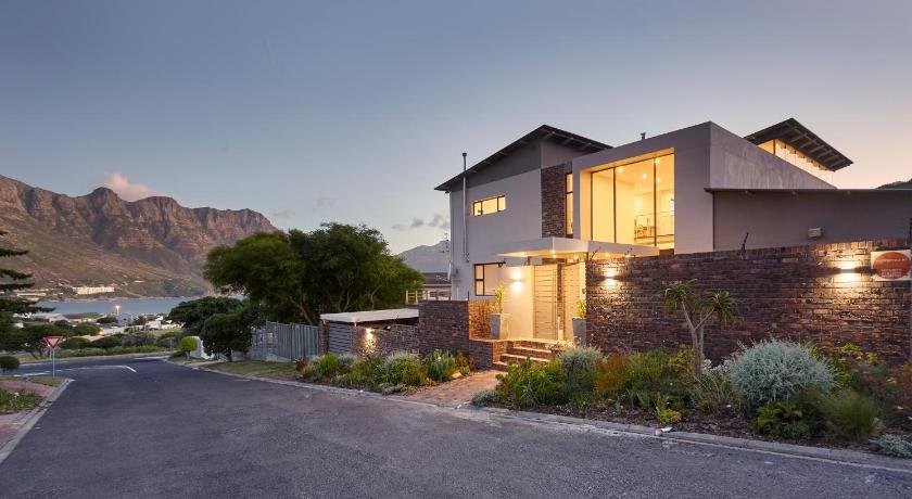 Villa Rhulani - Luxurious modern Villa in Hout Bay