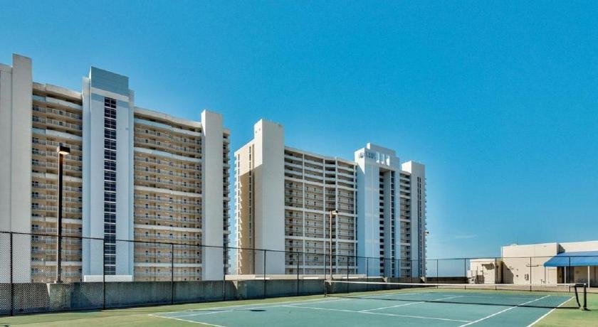 Majestic Resort 505 With Reserved Parking On 3rd Floor Walk-Over