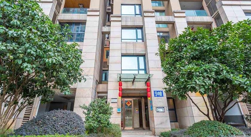 Chongqing Jiangbei Guanyinqiao Locals Apartment 00132490