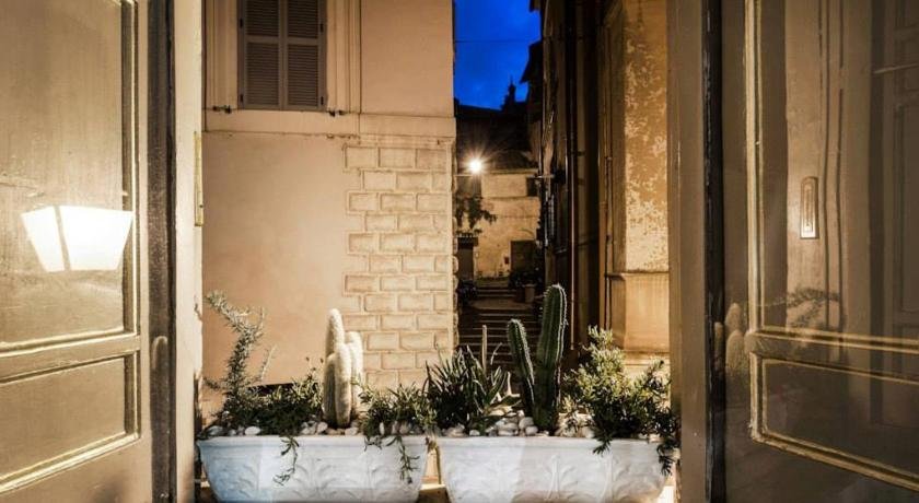 Navona Luxury Home