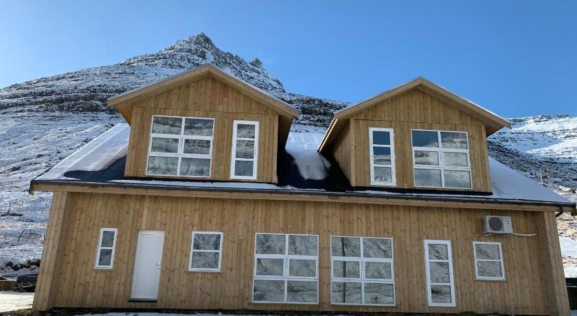 Lokk-Inn Apartments