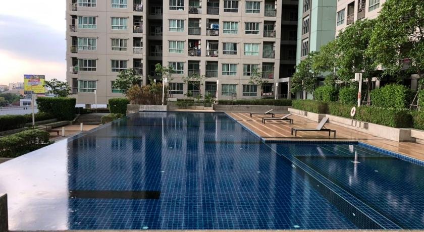 Som Lumpini Ville Condo