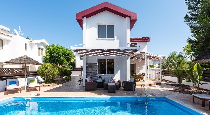 Villa Willow Mandali