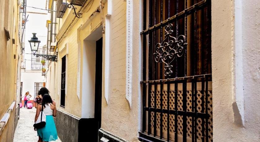 Genteel Home Lope de Rueda