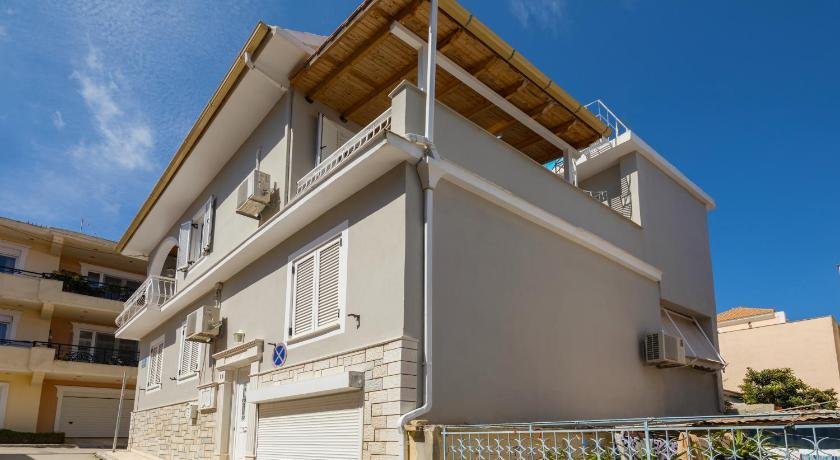 Demargia Villa C - Loft Apartment in Zakynthos Town