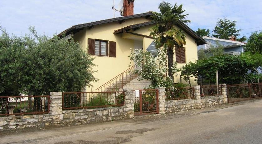 Apartments Marko Novigrad