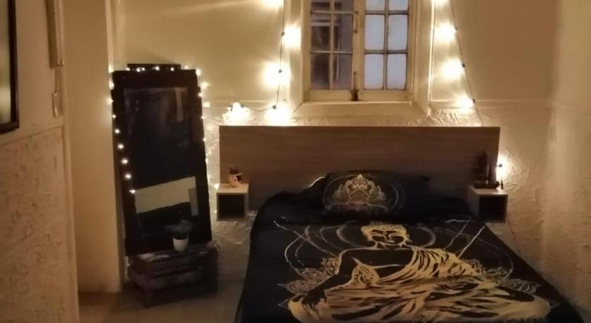 11 11 Hostal - Centro Slp