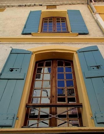 Le 1835 Studio Ambre-Jaune