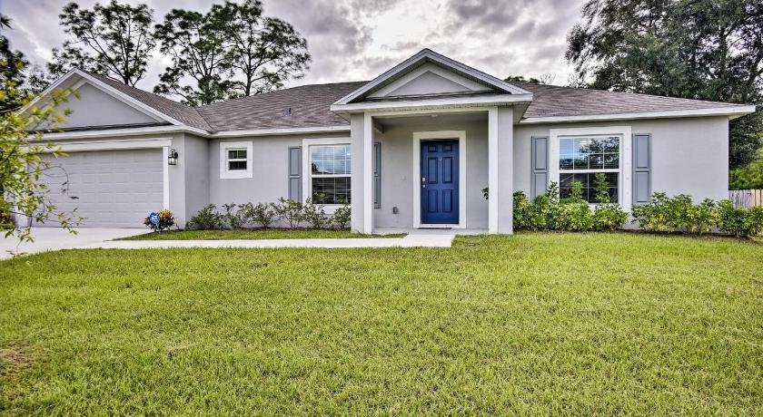Modern Palm Bay Golf Home with Screened Porch
