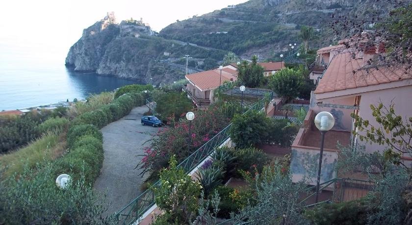 La Suite Sant'Alessio Siculo