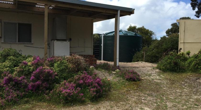 Photo: Camelot Vivonne Bay Photo: Camelot Vivonne Bay