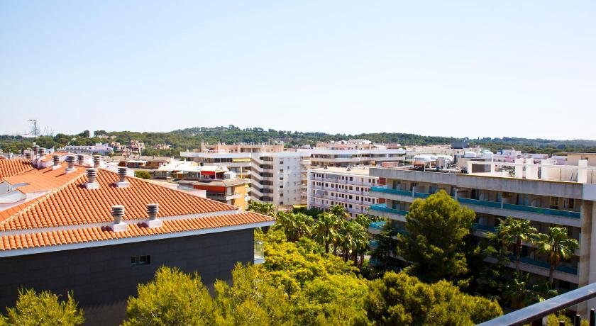 Apartamento en Salou con las vistas al Port Aventura