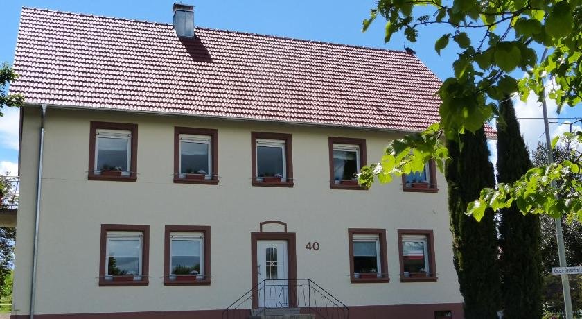 Die Gefahrten