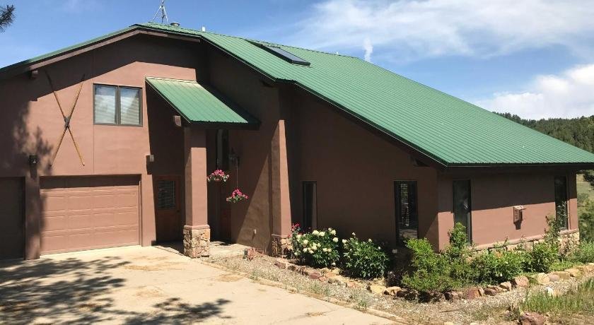 Happy Trails Pagosa Springs Home Near Stables