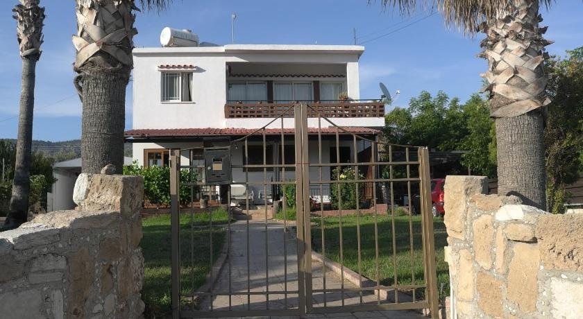 House 44a